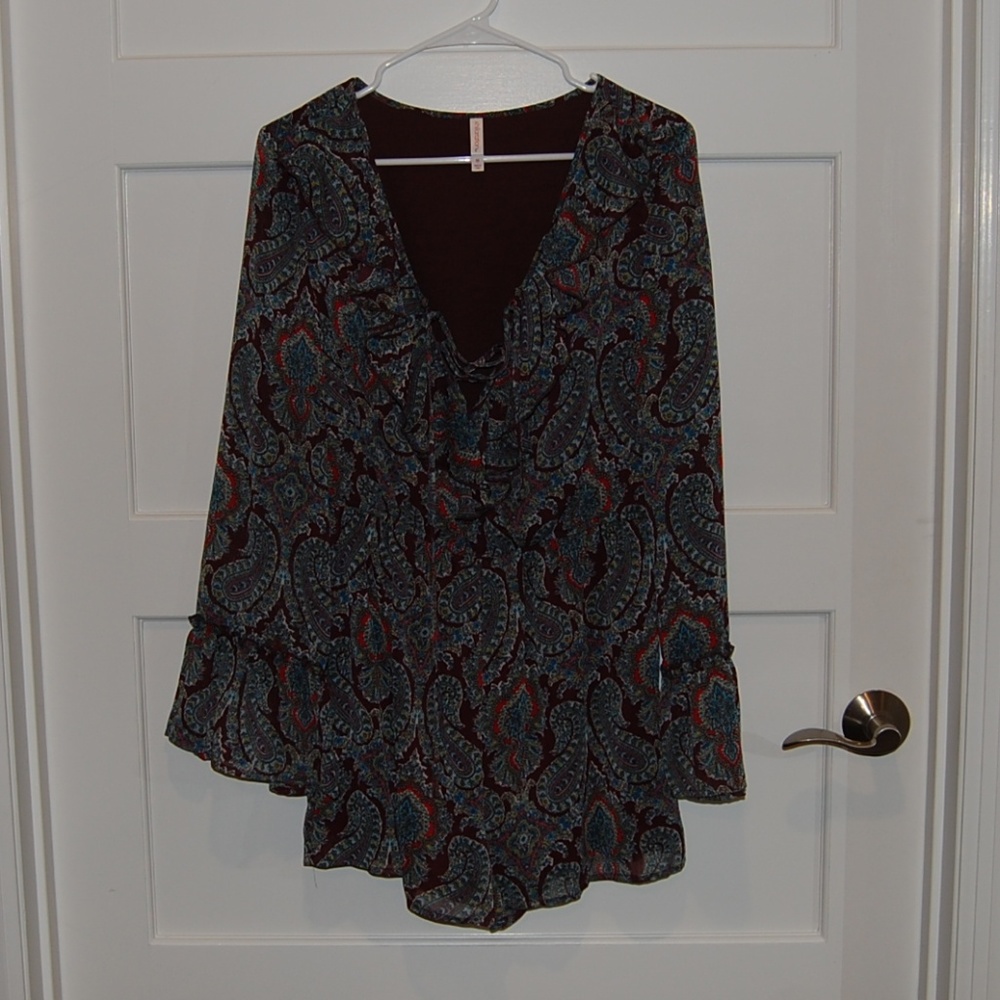 Romper - Picture 2 of 2